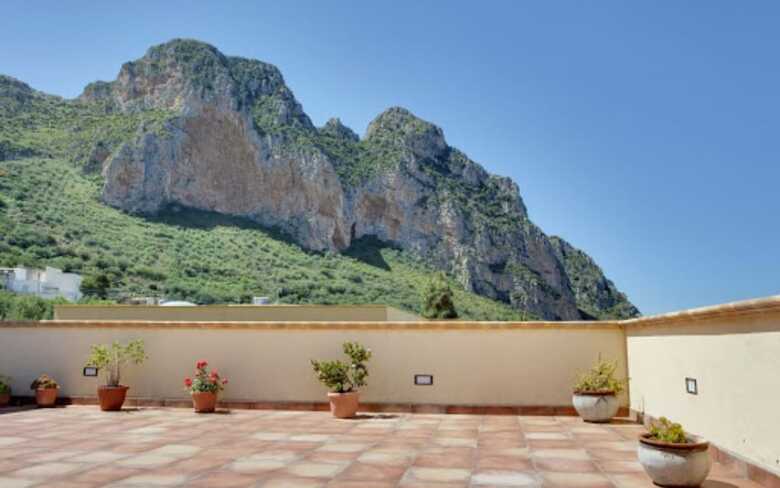 Bed & Breakfast Kalura