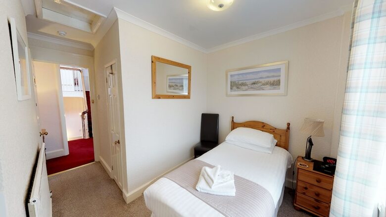 Hotel Tudor Guest House