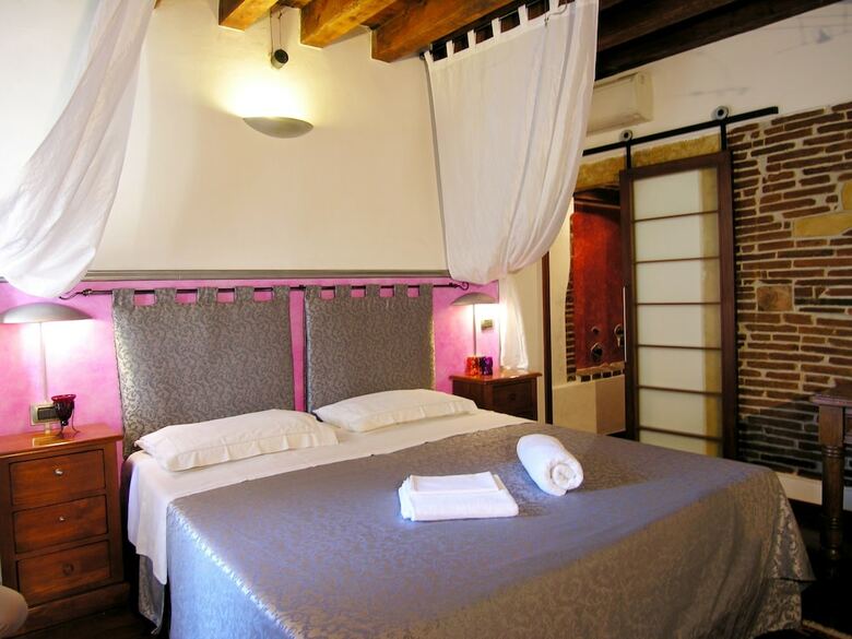 Apartamento Antica Residenza Via Roma Panoramic