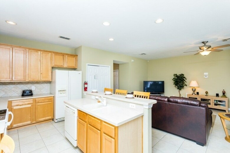 5br Pool Home In Watersong By Shv-190