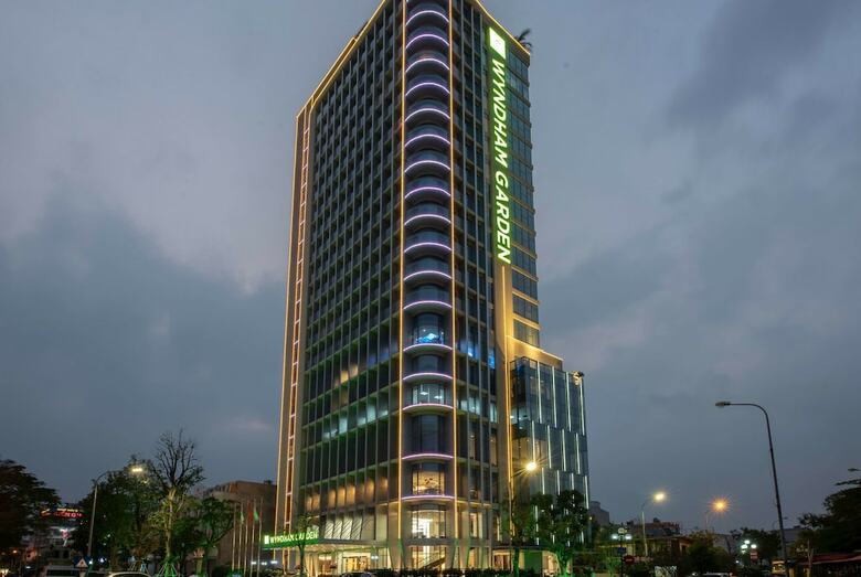 Hotel Wyndham Garden Hanoi