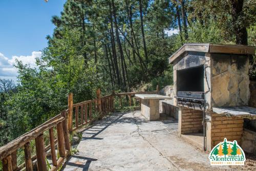 Hotel Bosques De Monterreal