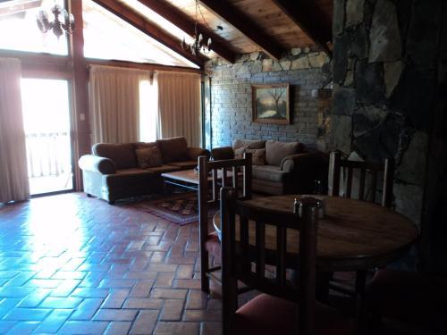 Hotel Bosques De Monterreal