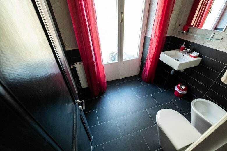 Hotel Cineroma Guesthouse