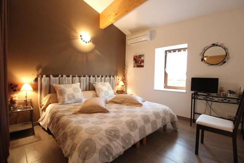 Hotel Chambre D'h�tes Le Mas Du Moulin