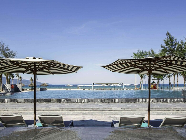 Hotel Pullman Danang Beach Resort