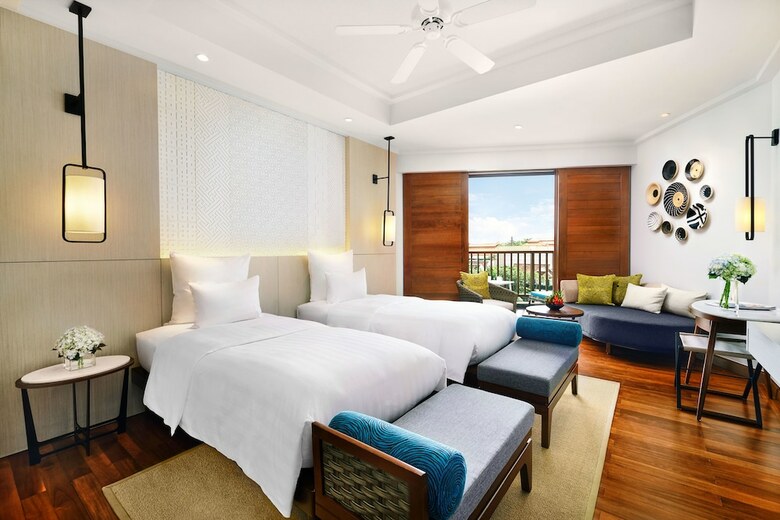 Hotel Pullman Danang Beach Resort