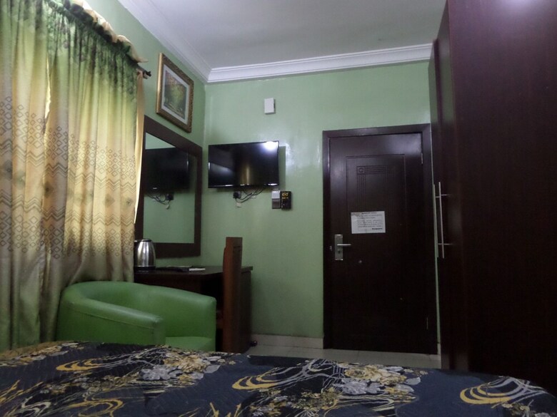 Scrolab Executive Hotel