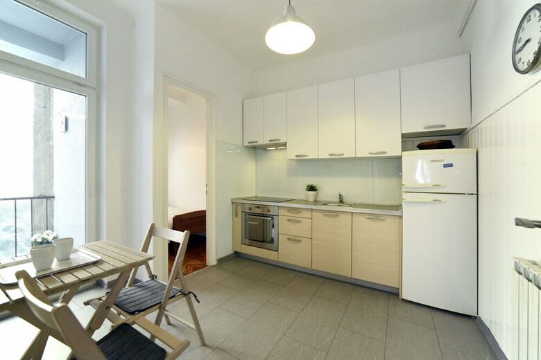 Sunny Apartment