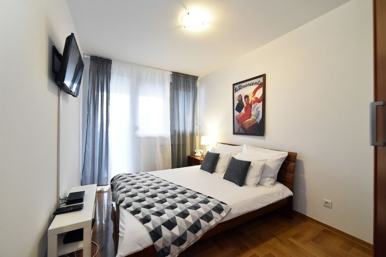Botanic Apartment