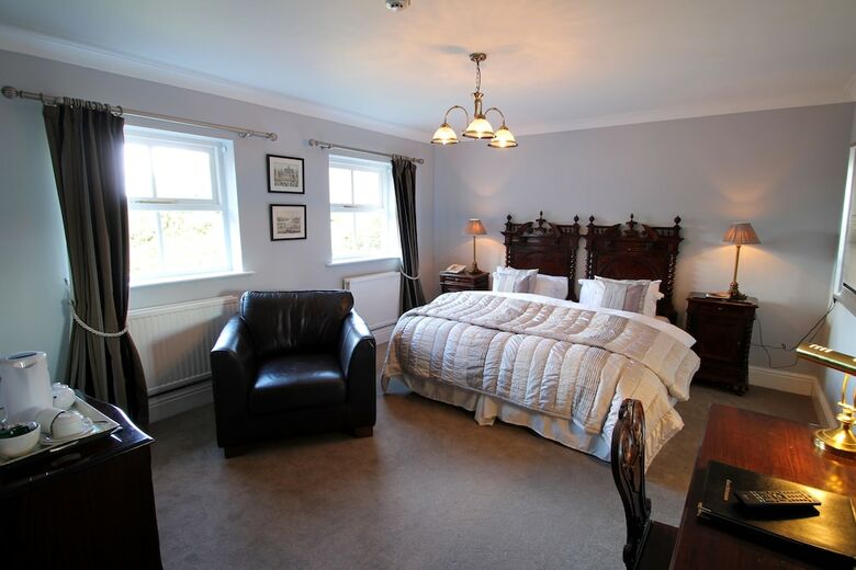 The Alexandra Court Hotel