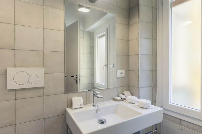 Hotel Trastevere Gallery Suites