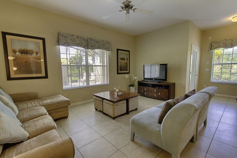 5br Townhome Paradise Palms By Shv-8980