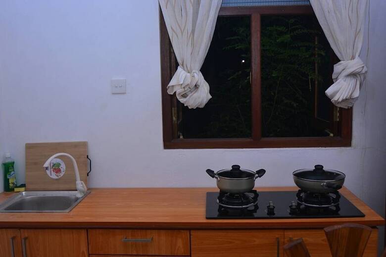 Hotel Sri Lanka 01