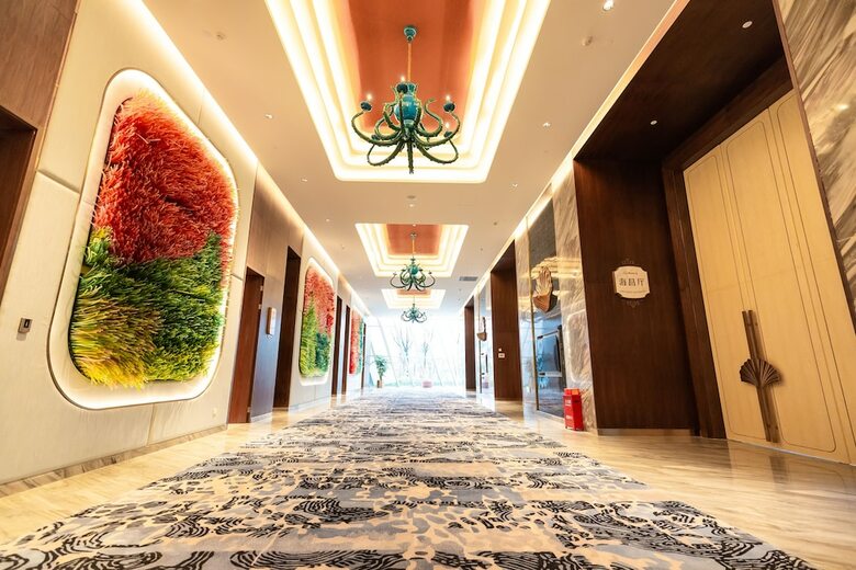 Shanghai Haichang Resort Hotel