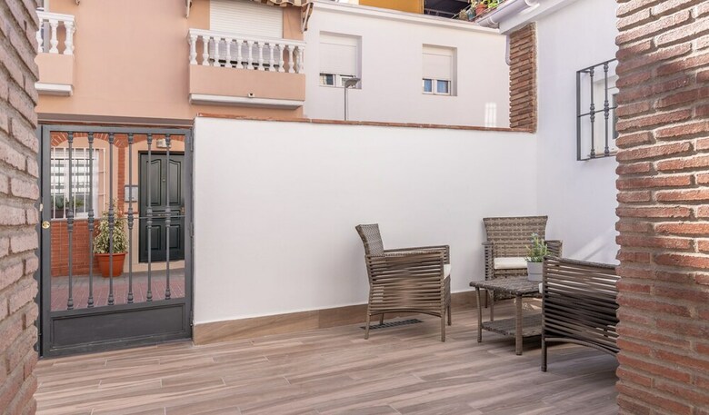 Apartamentos Living4malaga Pedregalejo Beach