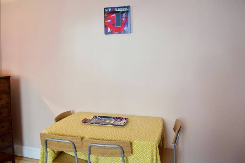 Apartamentos Colourful 1 Bedroom Flat Off Leith Walk