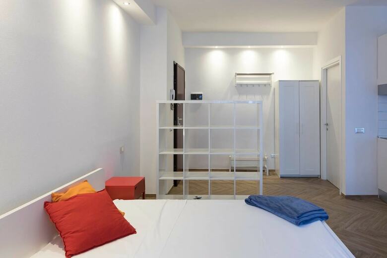 Apartamento Altido Red&white Studio