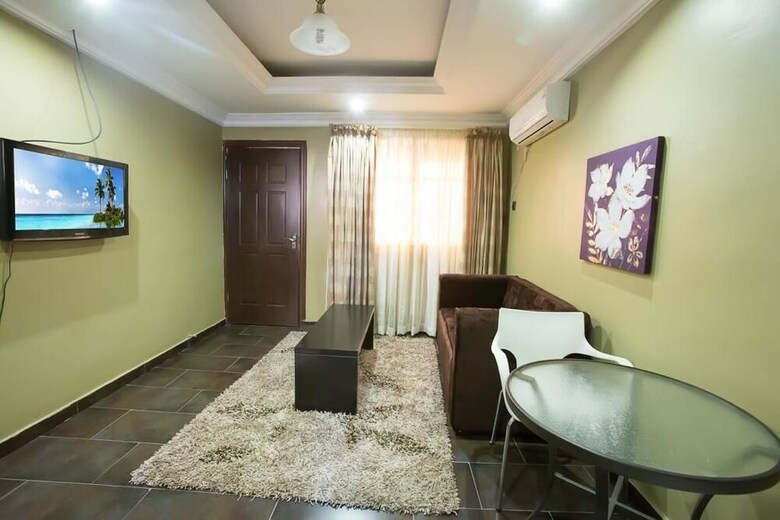 Hotel Manna And Quails Apartment