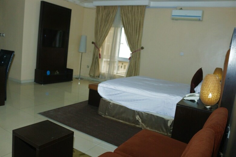 Olive Branch Hotel