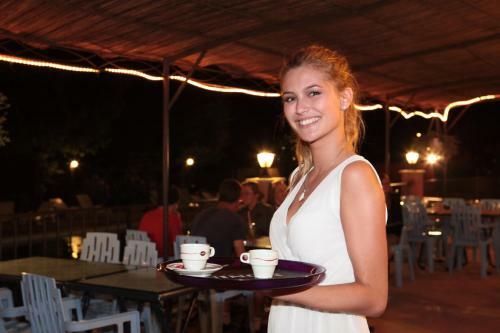 Camping Les Cadeni�res