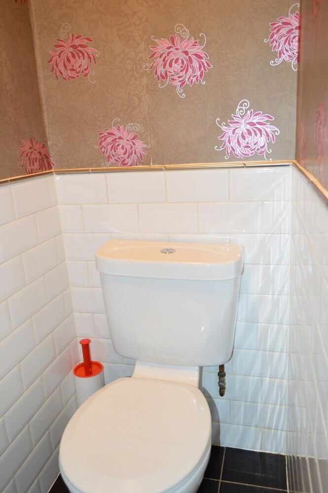 Comfy 1 Bedroom Apartment In City Centre