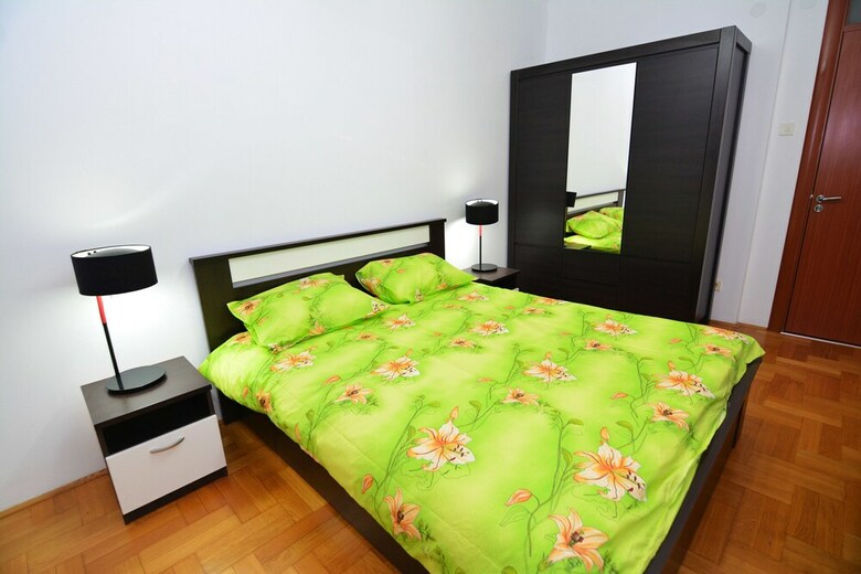 Hana Apartment
