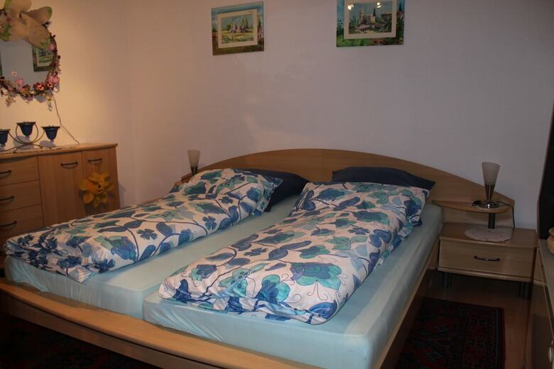 Apartamentos Ferienwohnungen Wettst�dt III