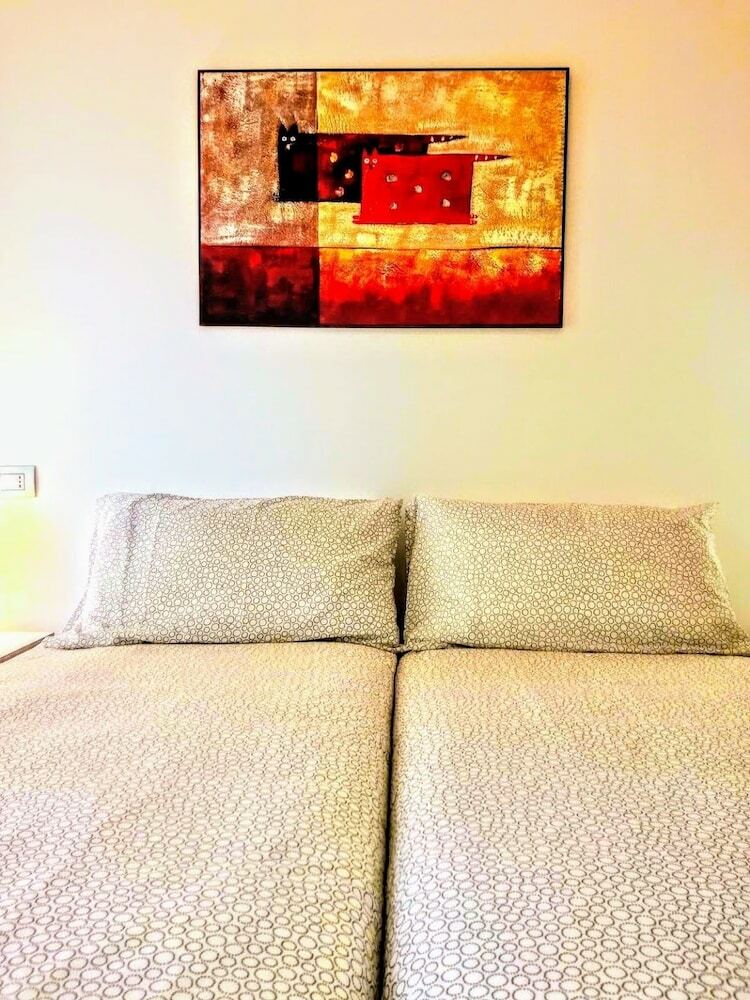 Hotel Dimora Mastcarrir - Moderne Camere In Centro