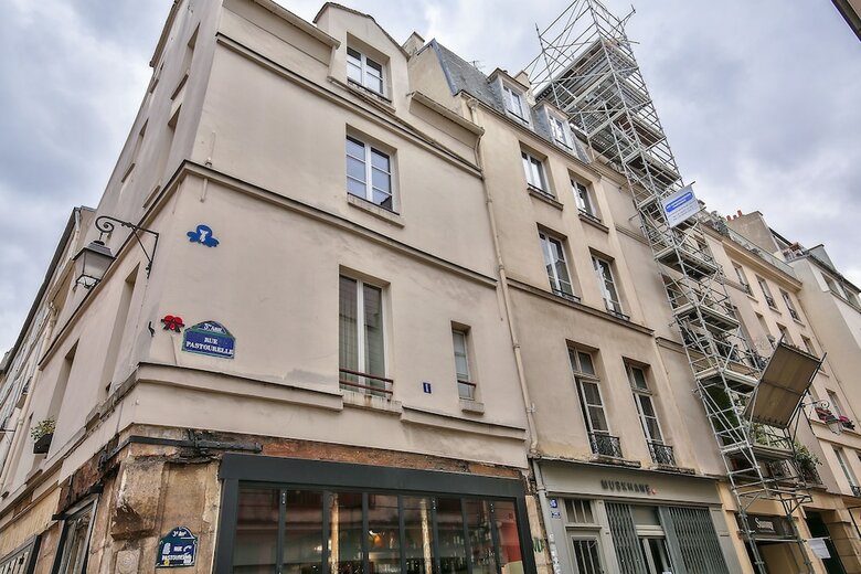 83 - Classy Apartment Paris Le Marais