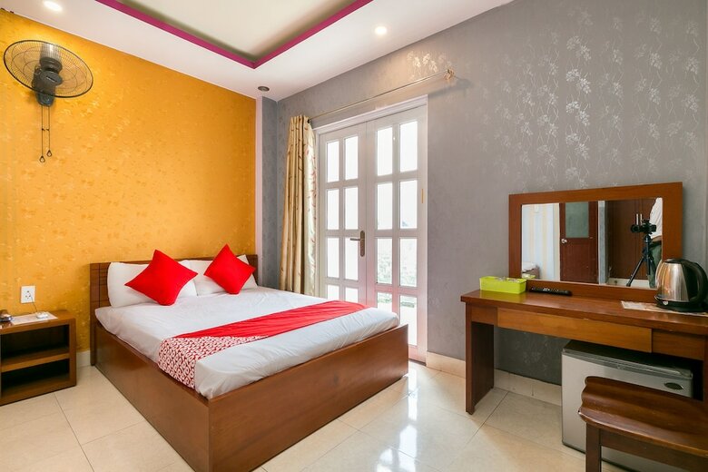 Oyo 245 Amura Hotel