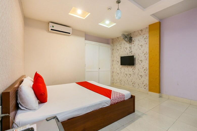 Oyo 245 Amura Hotel