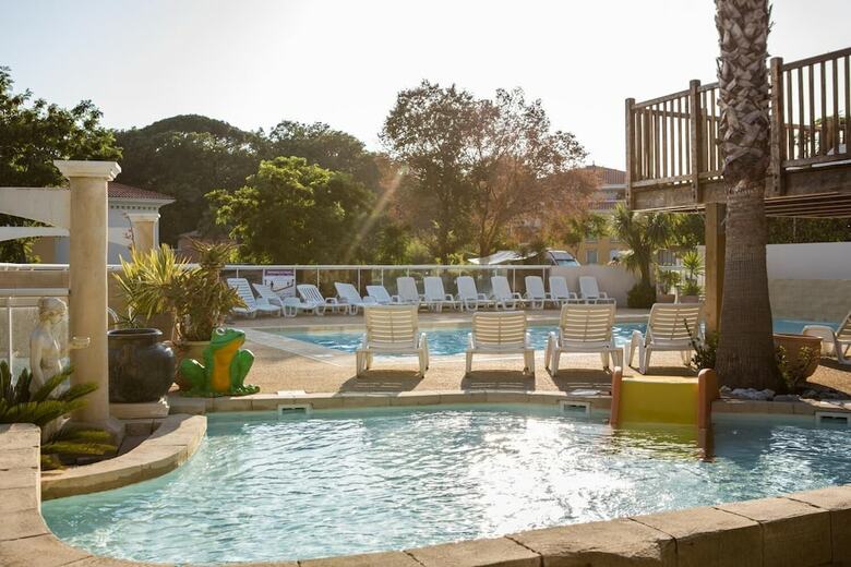 Camping Les Acacias