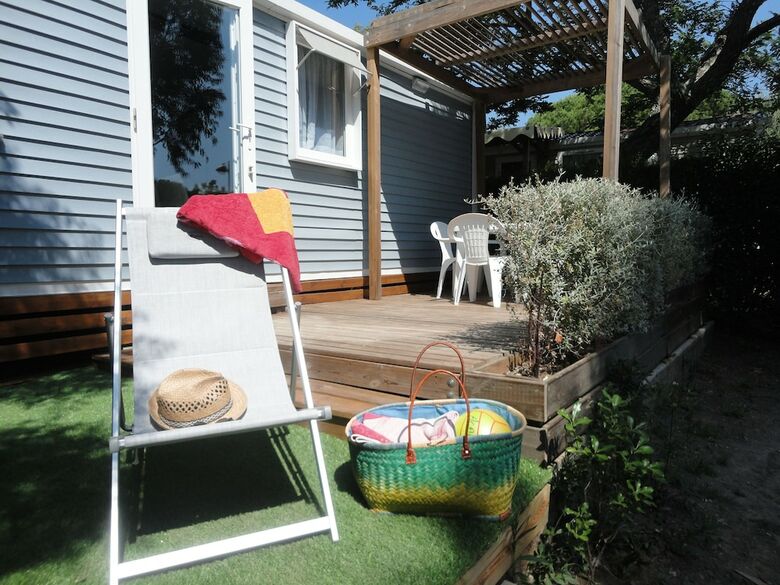 Camping Les Acacias