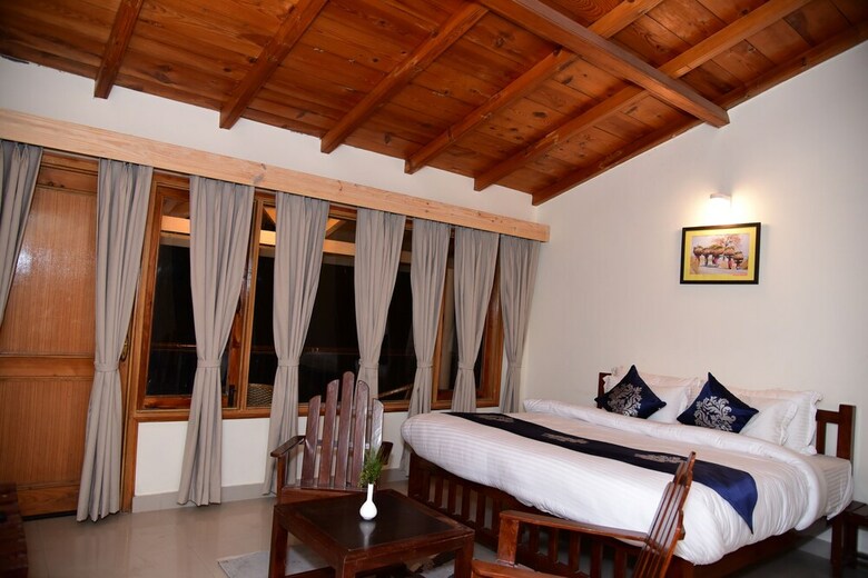 Hotel Mapple The Alpine Chalet Resort