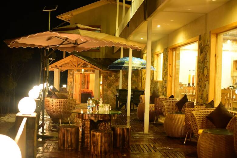 Hotel Mapple The Alpine Chalet Resort