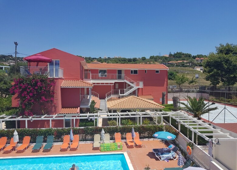 Apartamentos Makris Yialos Suite