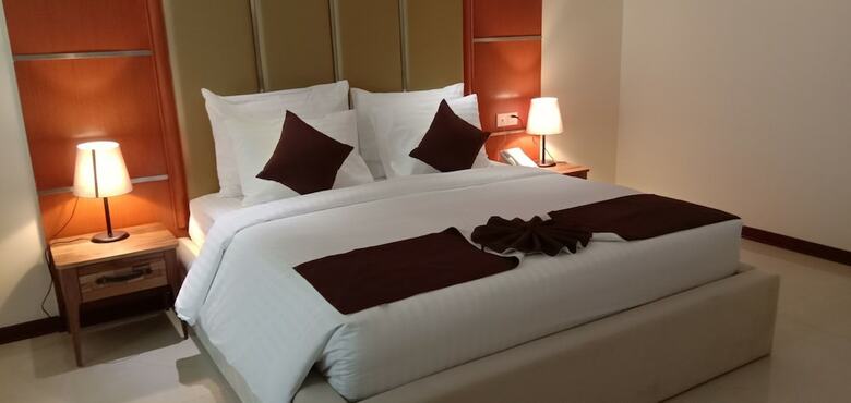 Summerset Continental Hotel By Usuma