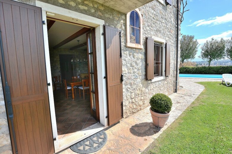 Apartment With Pool Ai Pignoi Ground F