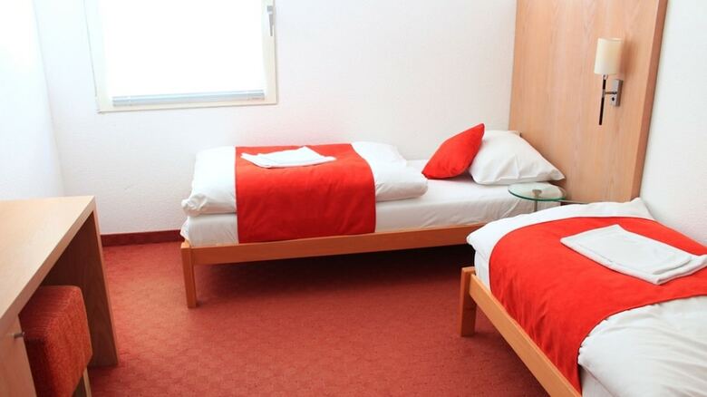 Hotel Motel Deny