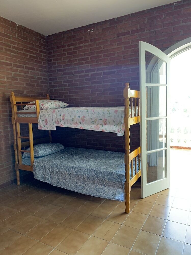 Hostal Punta Mango Surf Hostel