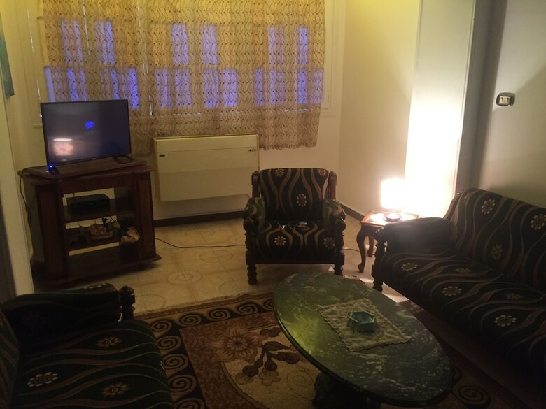 Salem Apartment
