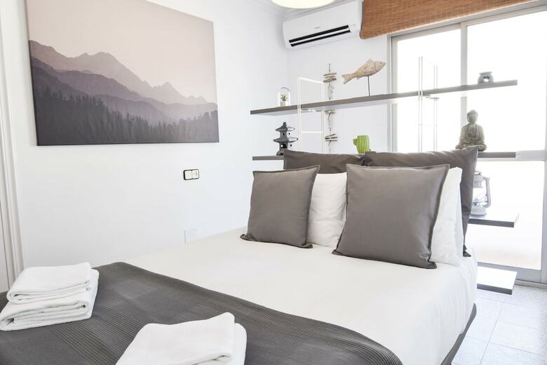 Apartamentos Letmalaga Cremades Seaside