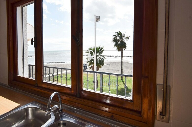 Apartamentos Letmalaga Cremades Seaside