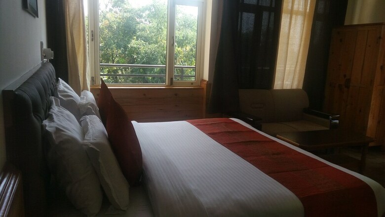 Hotel Highland Village Resort