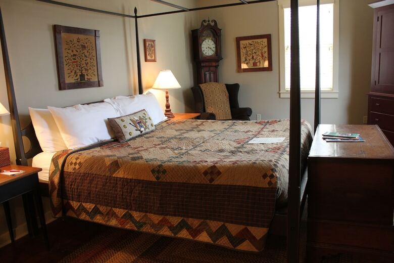 Posada Inn At Hermannhof