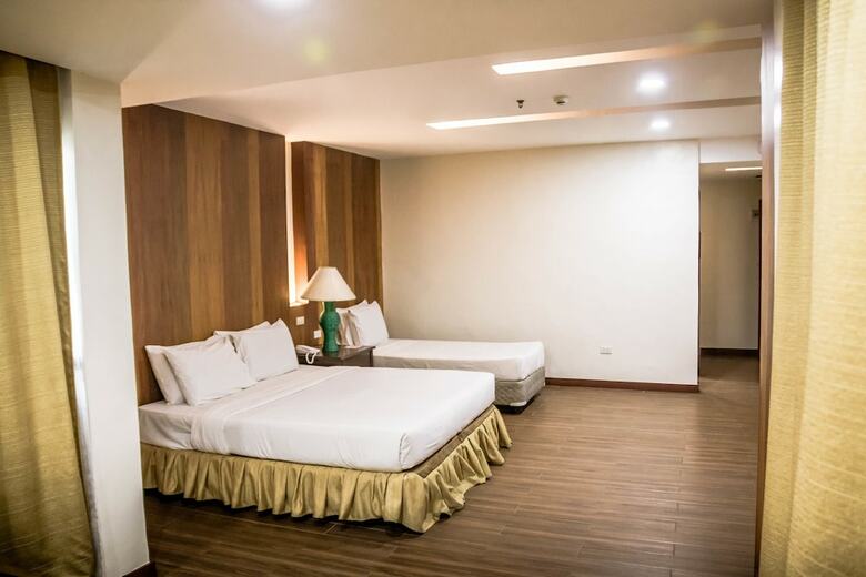 La Fiesta Hotel