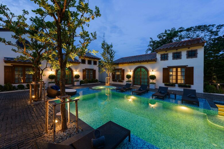 Hotel Villa Seville