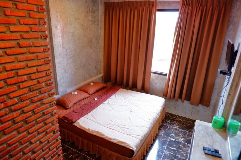 Hotel Baan Pak Rim Khong Resort