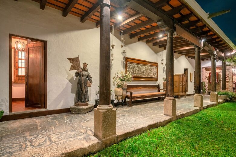 Las Cruces Boutique Hotel